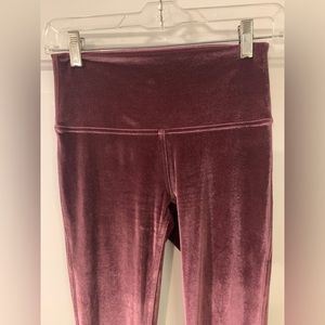 Lululemon Size 6 Maroon Velvet Leggings
